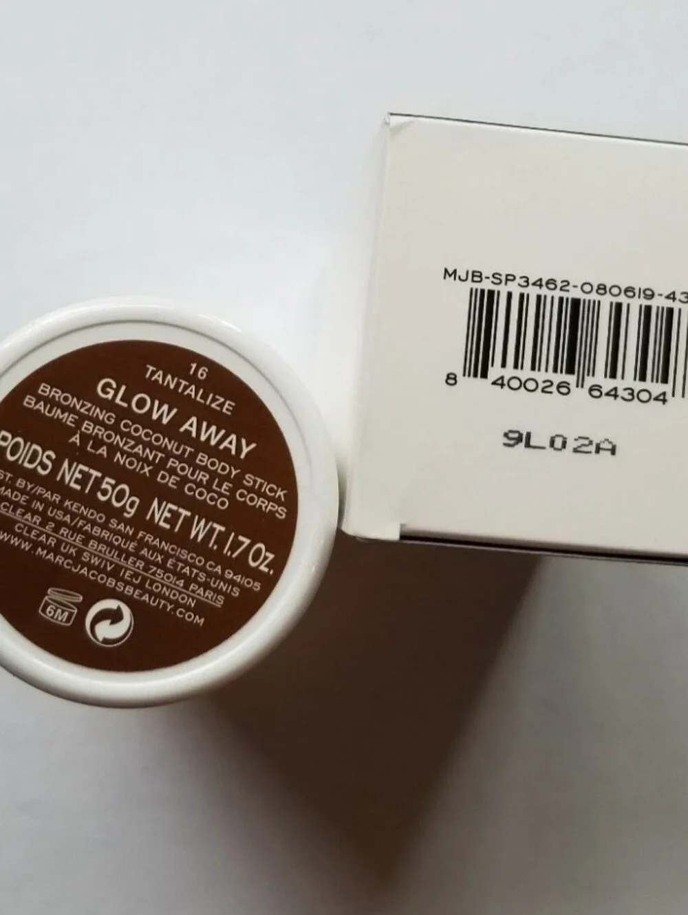 ❗Marc Jacobs Glow Away Bronzing Coconut Body Stick #16 Tantalize Discontinued❗